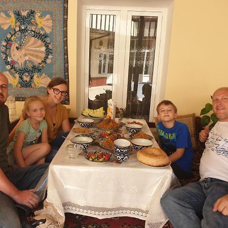 Guest House Firuza Samarkand Bagian luar foto